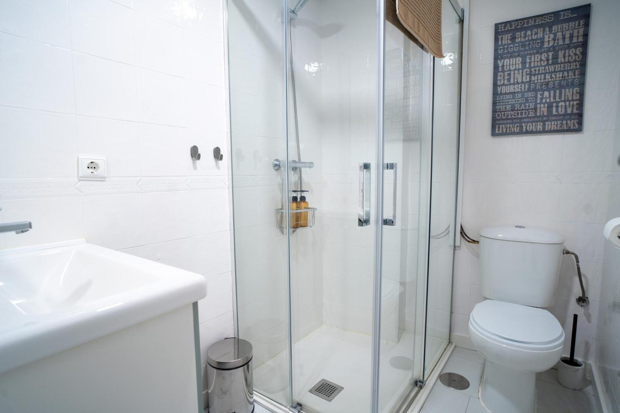 Apartamento En El Corazon De Granada - Cochera Екстер'єр фото